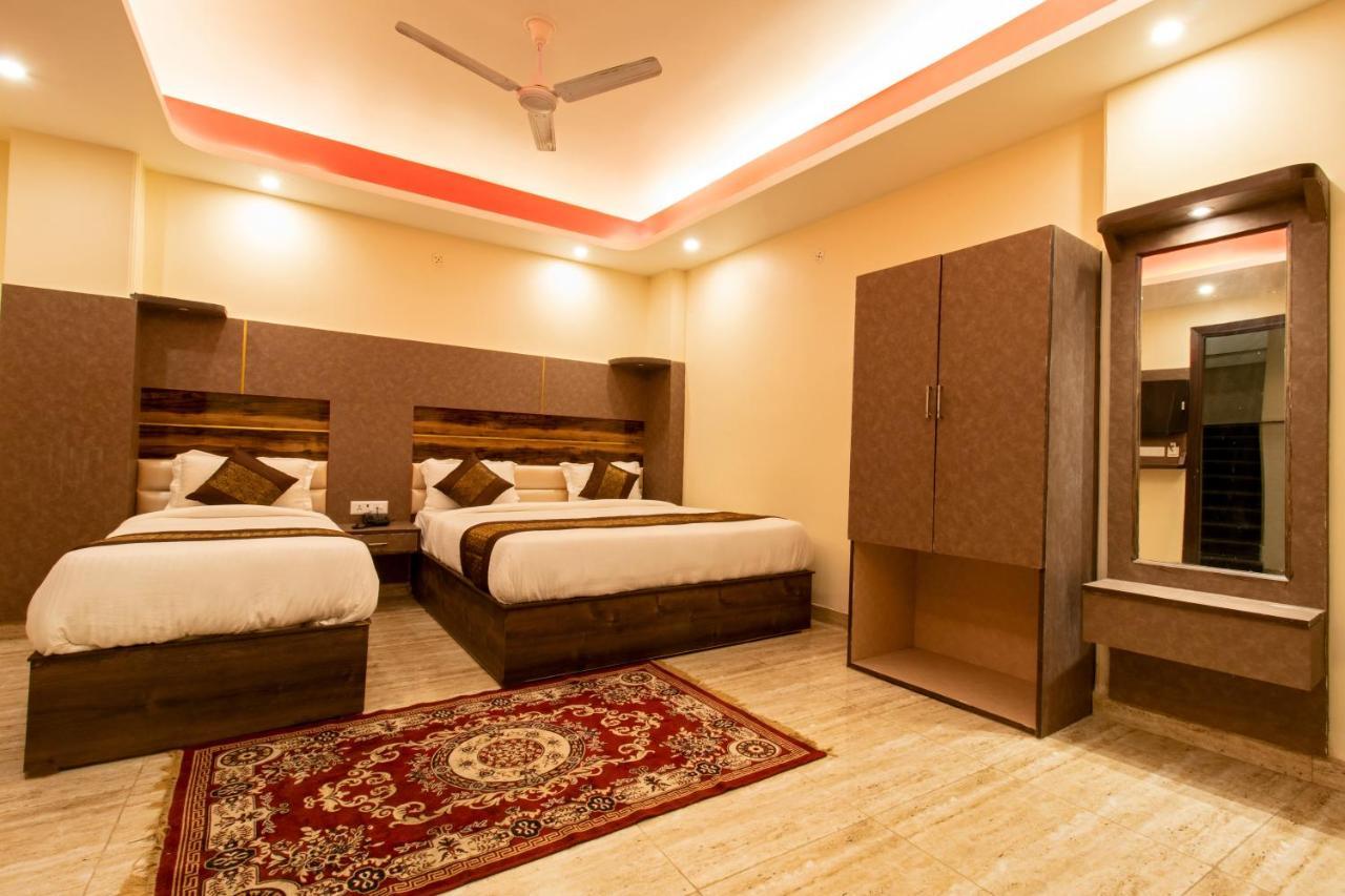Airport Hotel Dev Residency - Mahipalpur Yeni Delhi Dış mekan fotoğraf