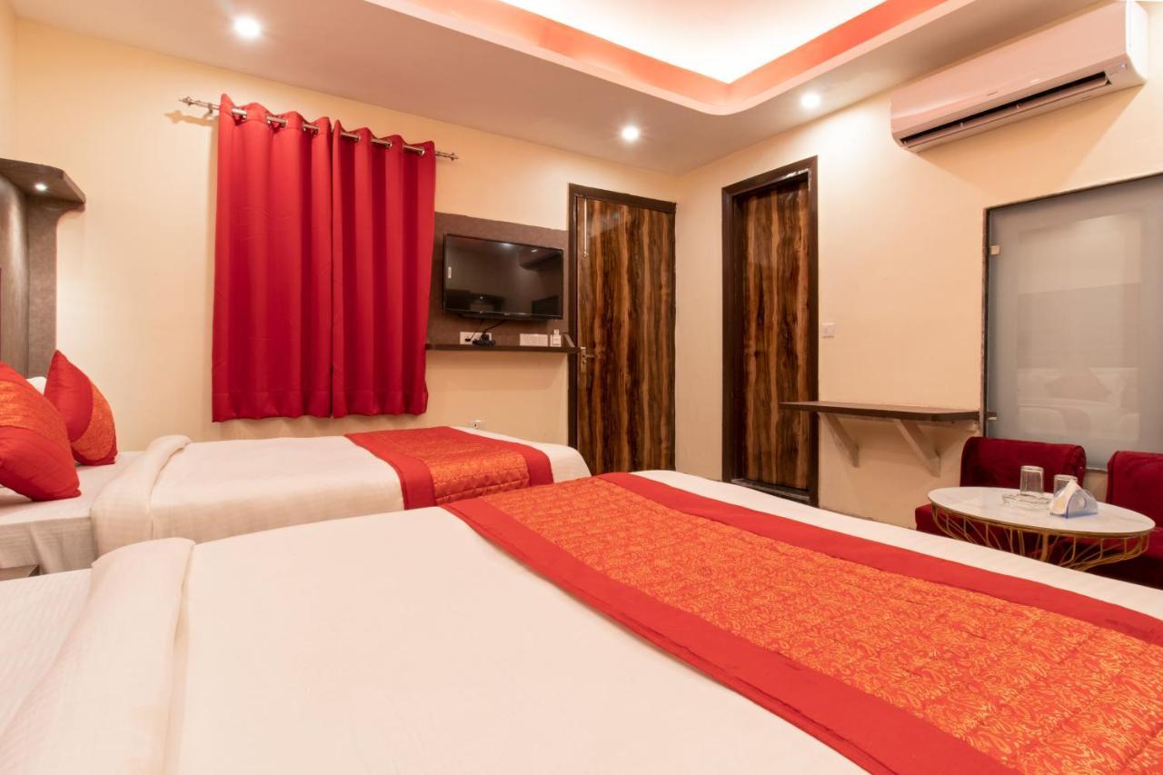 Airport Hotel Dev Residency - Mahipalpur Yeni Delhi Dış mekan fotoğraf
